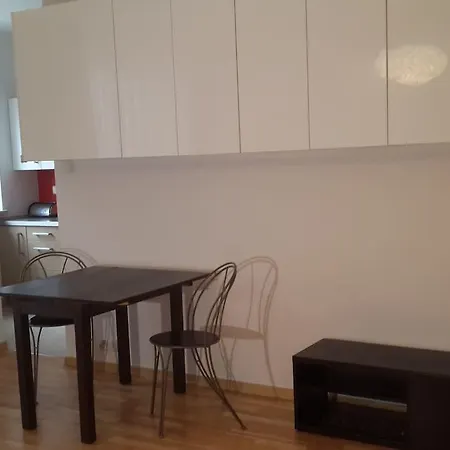 - Chelmska Olinek Apartment