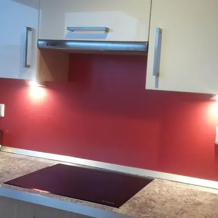 - Chelmska Olinek وارسو