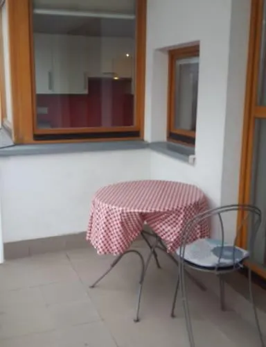 - Chelmska Olinek Lejlighed